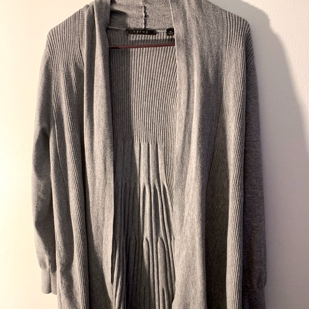 Cyrus textured cardigan sz M
